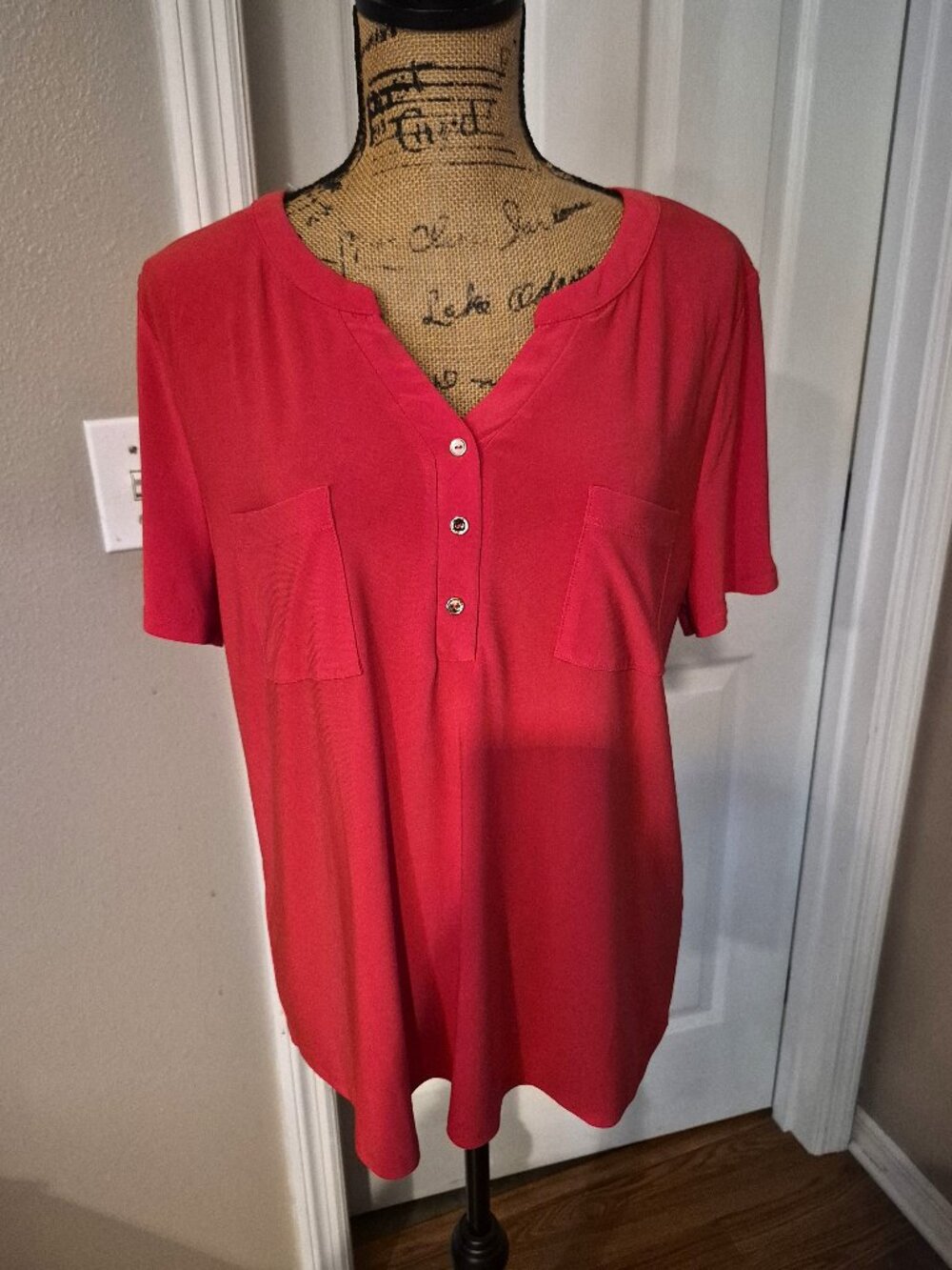 Corvia Red/Orange Short Sleeve Top Size XL